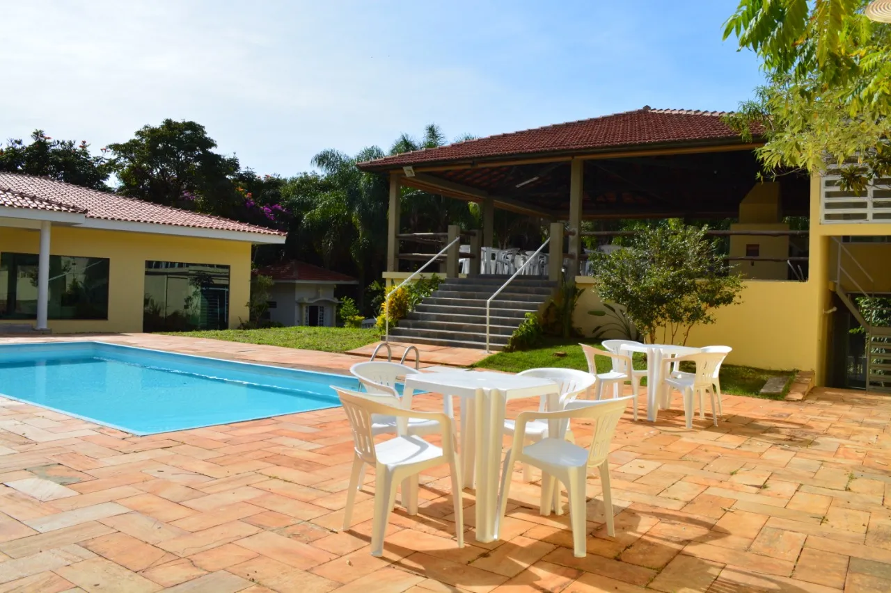 Piscina da Estância Moreira em São Carlos